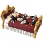 Figurine Les chats de Dubout - Des Chats sur un lit